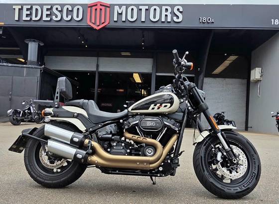 HARLEY-DAVIDSON SOFTAIL FAT BOB 114 